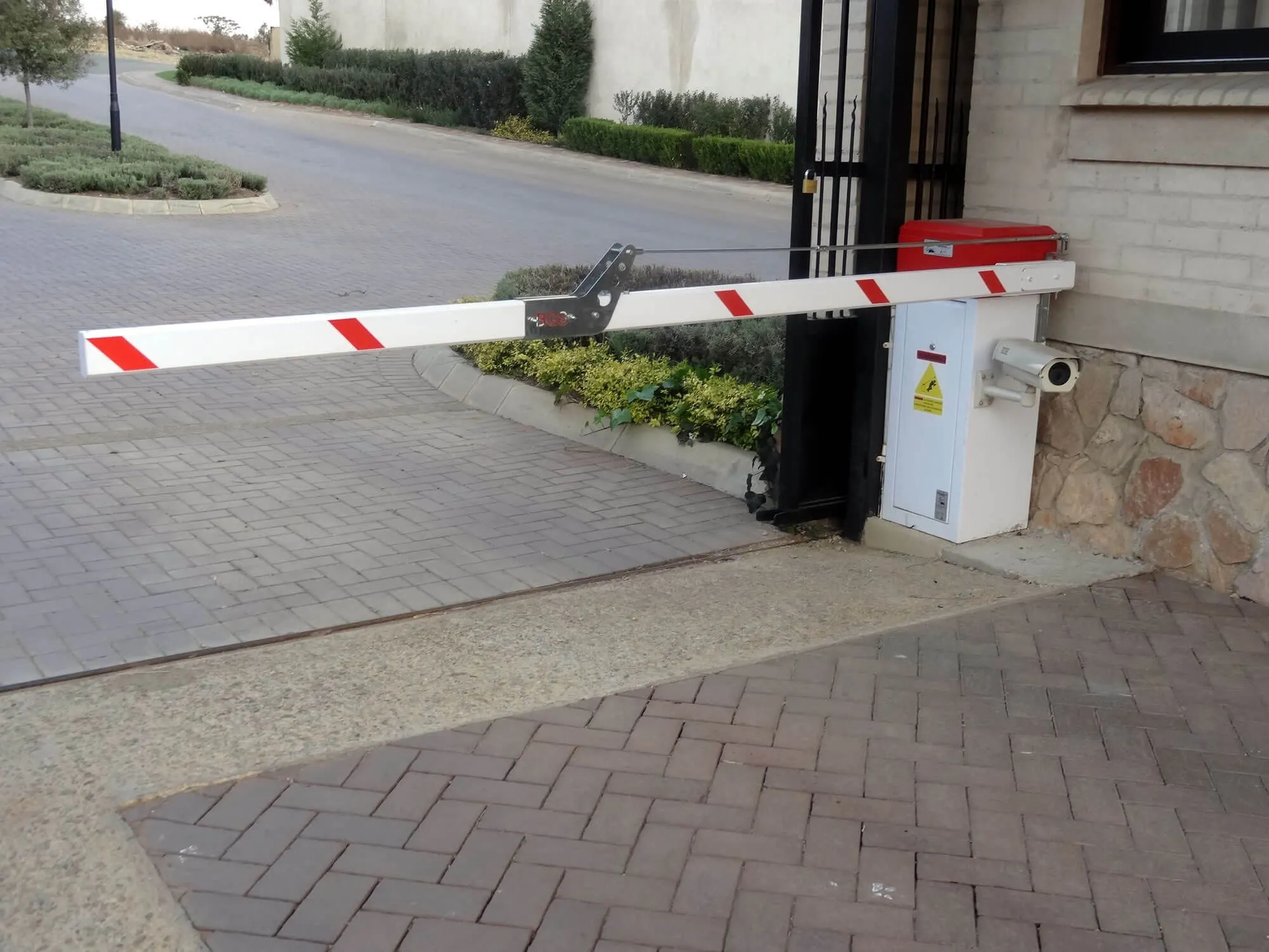 خدمات راهبند در قم
